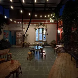 https://hermoso-loft-en-casa-antigua-en-zona-1.guatemalaantiguahotels.com