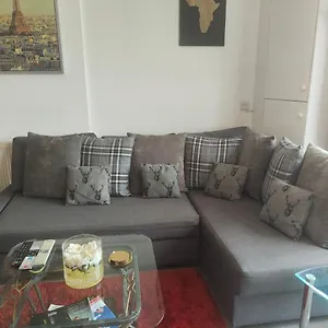 https://comfy-stay-and-relaxing-apart.brighton-hotels-england.com
