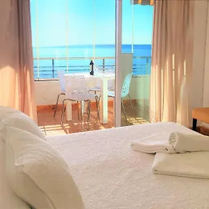 https://mar-y-luz-front-sea-views-eco-apartment-fuengirola.es-andalucia.com